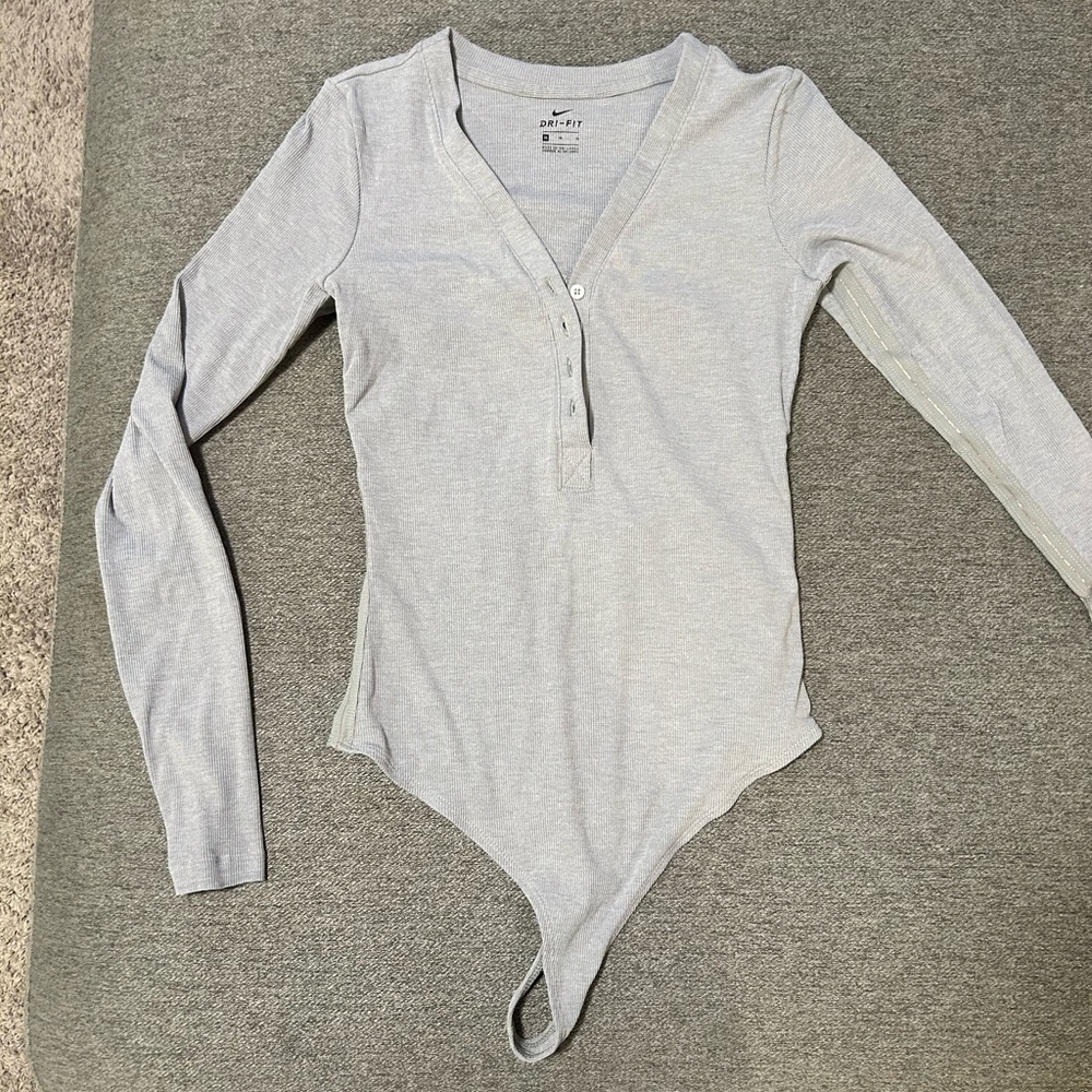 Women’s M nike bodysuit